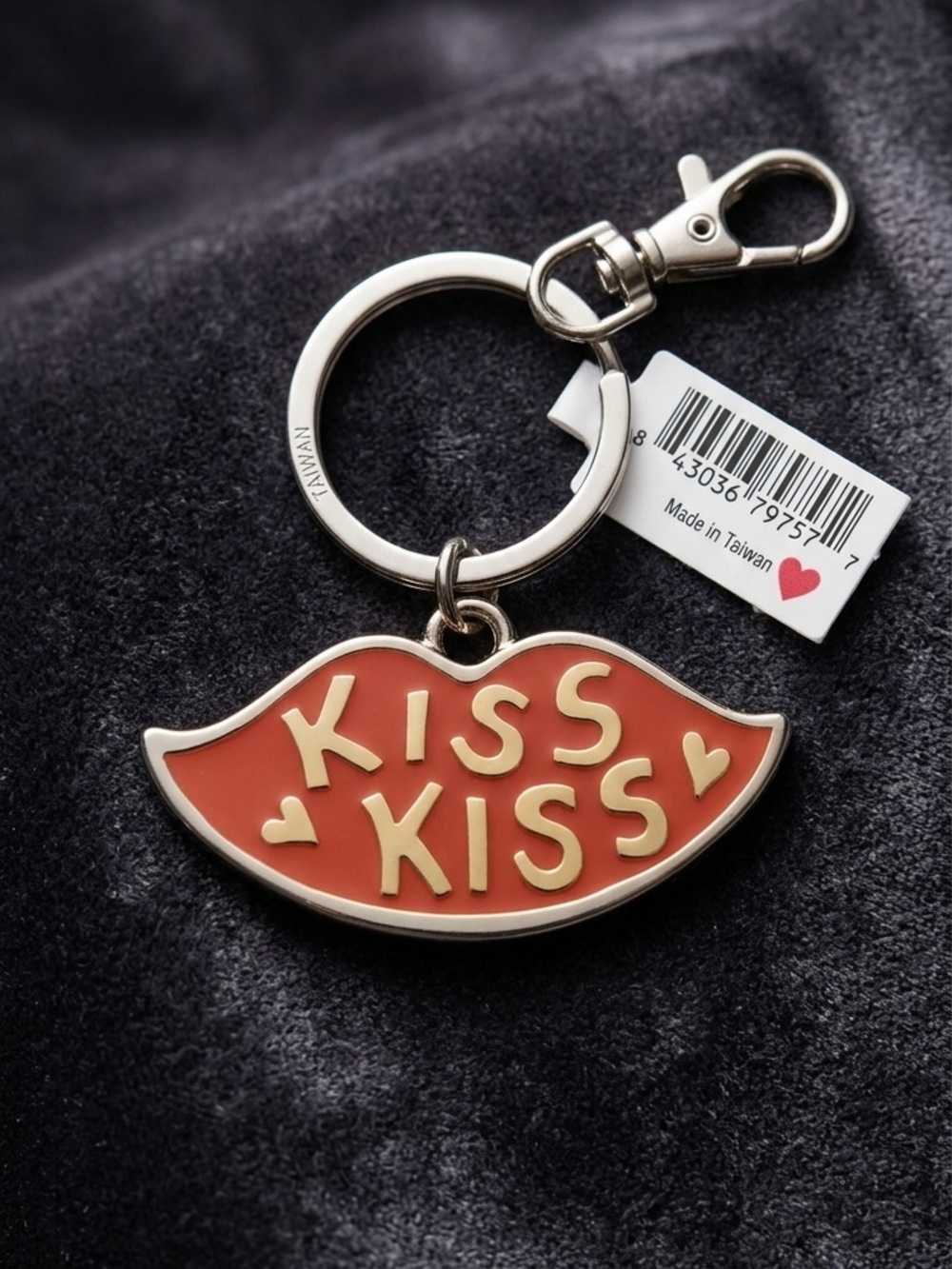 Brighton KISS KISS Key Fob NWT E14860 List $34 Silver Plated Front Rare 2383
